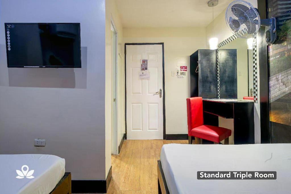 Sabel Travelers Inn Laoag Zewnętrze zdjęcie